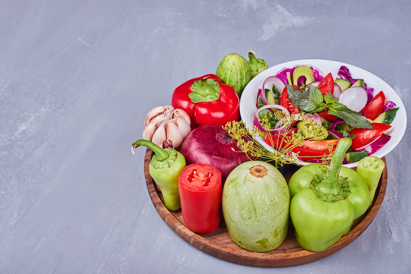 Panier de fruits et légumes frais
